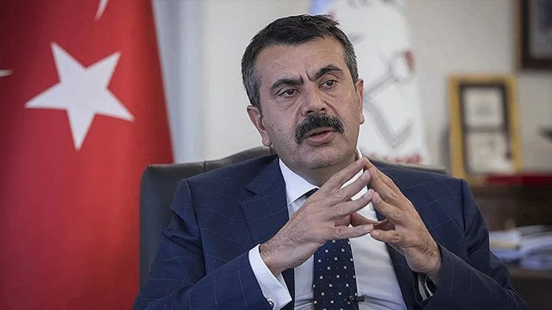 Okullar 4 güne mi düşüyor? MEB tarafından beklenen açıklama geldi