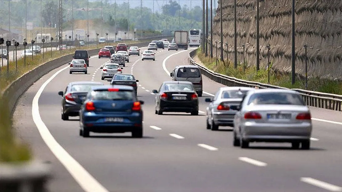 Trafik Sigortası Çıkmazı: Zamlar Yetersiz, Şirketler Ek Maliyetlerle Prim Sınırını Aşıyor!