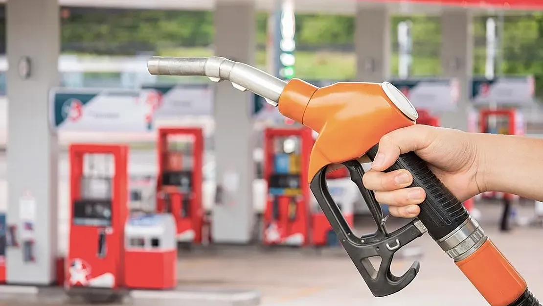 Otomobili olanlara indirim müjdesi! Akaryakıt ve otogaza okkalı indirim: 31 Mart'a kadar süresi var