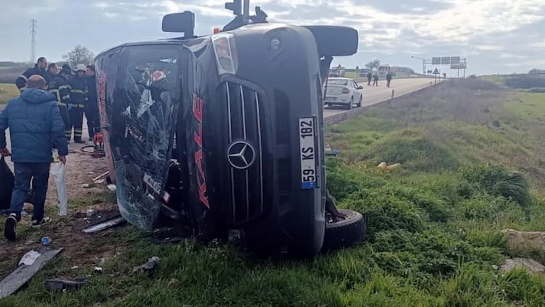 Tekirdağ'da Yürekleri Sızlatan Kaza: 5 Can Kaybı, 10 Yaralı