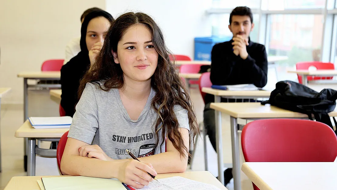 YKS'ye ikinci başvuru imkanı verildi! Az önce duyuruldu: O tarihlre arasında başvurabilirsiniz