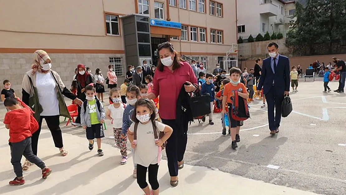 Çocuğu okula giden tüm aileleri ilgilendiriyor! Sistem tamamen değişti