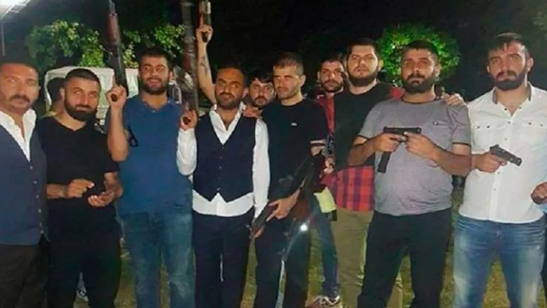 Ankara'da Yüksek Profilli Mafya Davasında Sıcak Gelişmeler: Ayhan Bora Kaplan Savunmasını Yaptı
