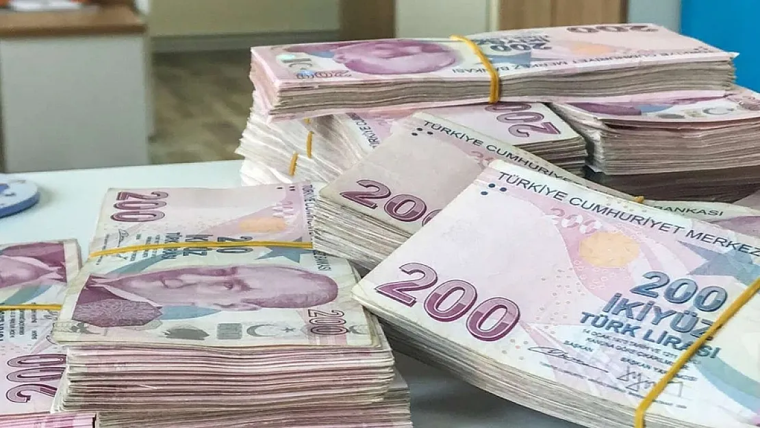 Acil nakit ihtiyacı olanlar dikkat! 3 ay geri ödemesiz anında kredi veriliyor: Bu 3 bankaya başvurun