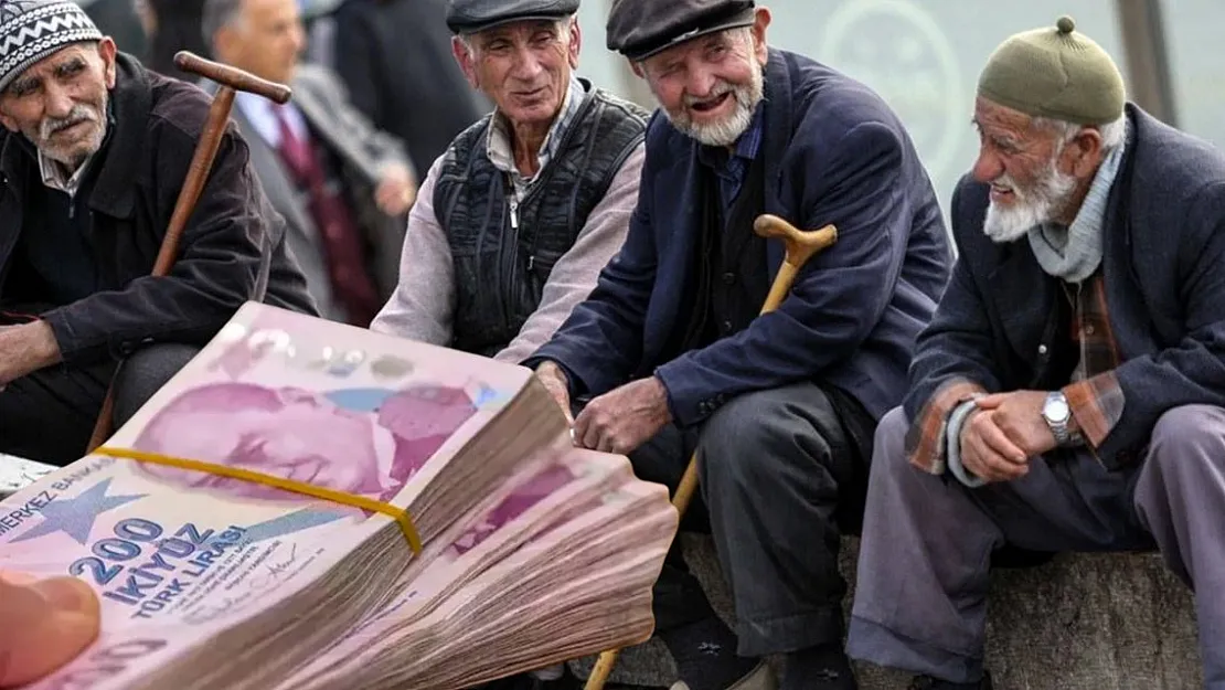 SGK, SSK ve BAĞKUR'lu Emeklilere Bayram Ettiren Rekor Promosyon!