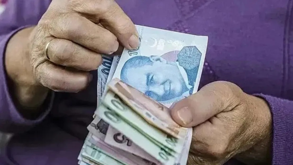 Emeklilere 4 Bin lira bayram ikramiyesi! Ödemelerde gecikme ihtimali