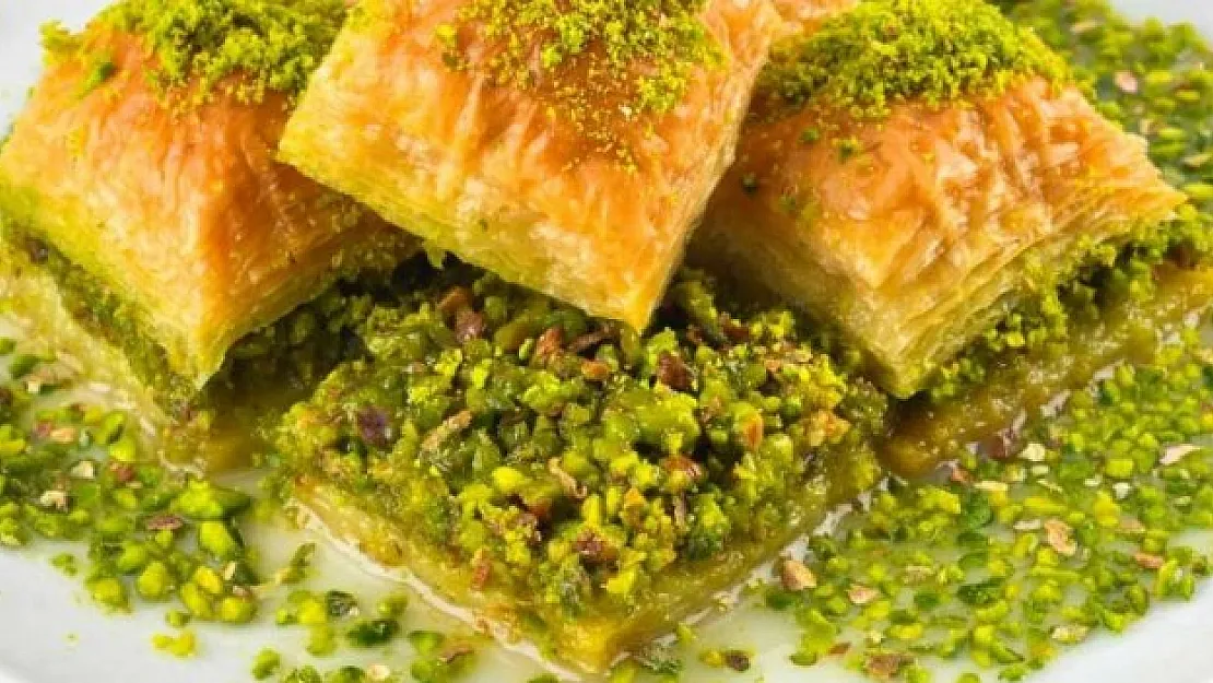 Bayram öncesi baklava sahtekarlığı: Fıstık yerine ıspanak