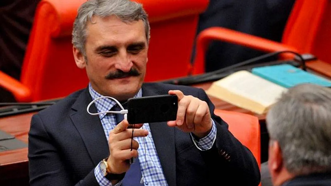 AKP'li Ahmet Hamdi Çamlı'dan '1923 Darbesi' paylaşımı