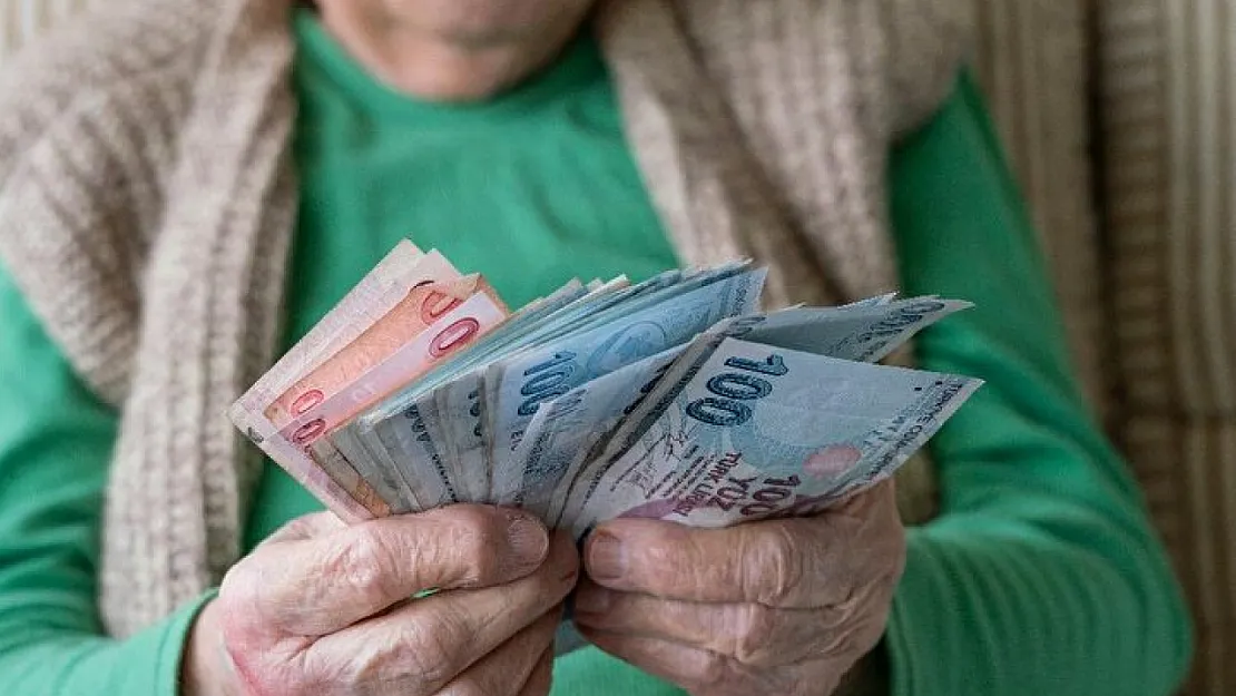 Emekliye Temmuz zammı yolda mı? Hükümetten açıklama