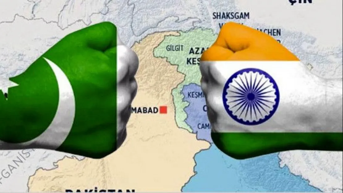 Hindistan-Pakistan Savaşı Başladı. Pakistan Hindistan'ın saldırısına karşılık verdi