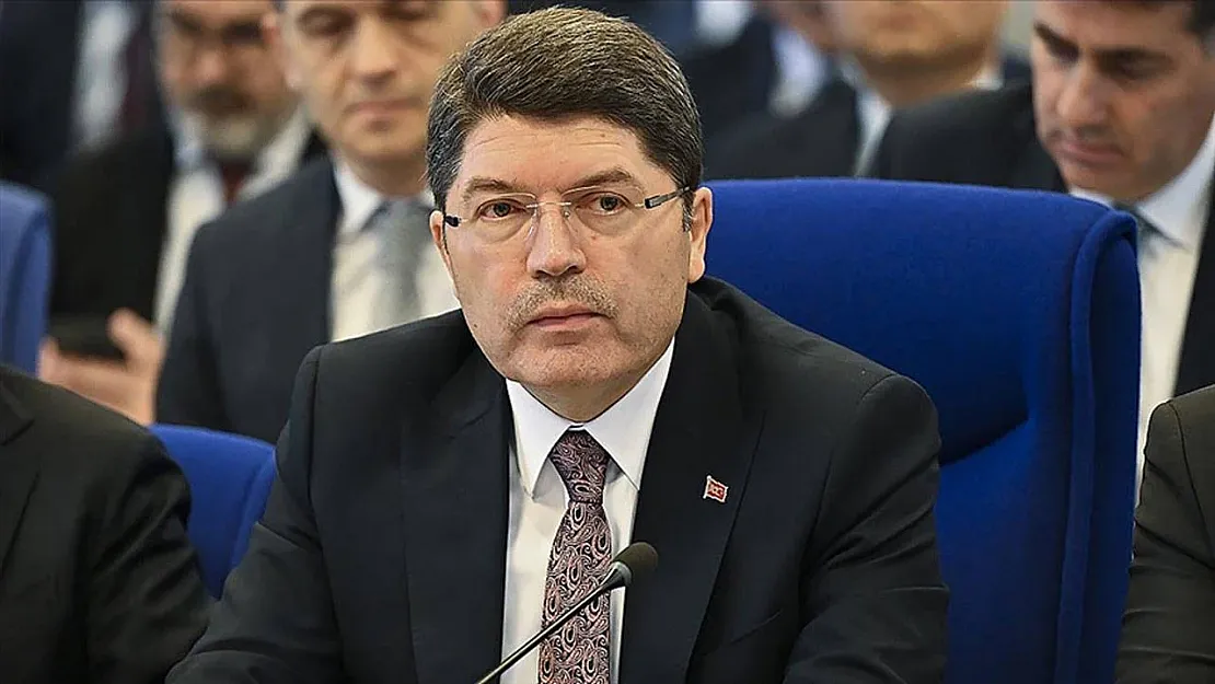 Hukuk mezunlarına yeni iş fırsatı: Noter Yardımcılığı geliyor
