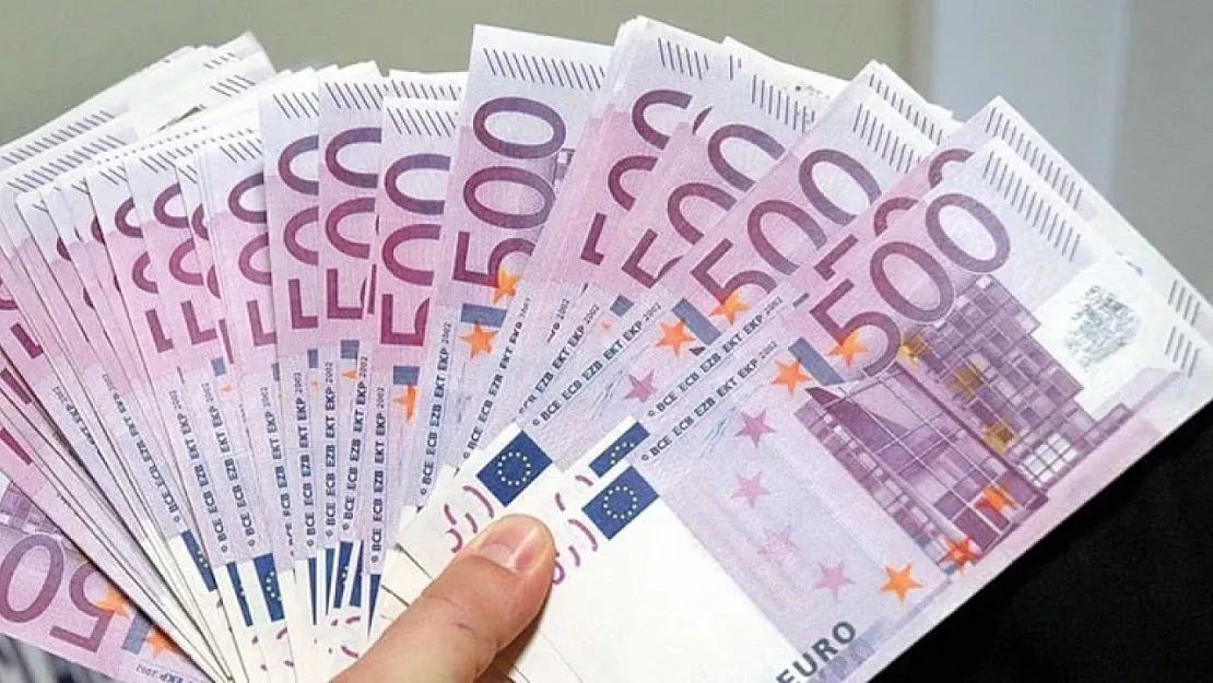 Türkiye'ye dönene 3.980 euro maaş! TÜBİTAK bilim insanlarını geri çağrıyor