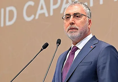 Bakan Işıkhan'dan net mesaj: Ev kadınlarına emeklilik masada, asgari ücrette ara zam belirsiz