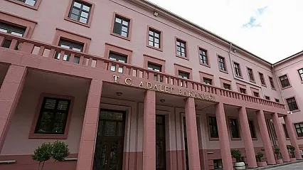 Adalet Bakanlığı 5 bin sözleşmeli personel alacak: İşte kadrolar, şartlar ve detaylar