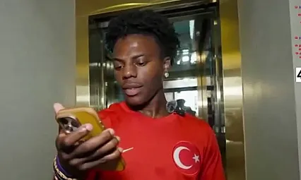 Galata Kulesi'nde 'İngilizce bilmeyen personel' tartışması