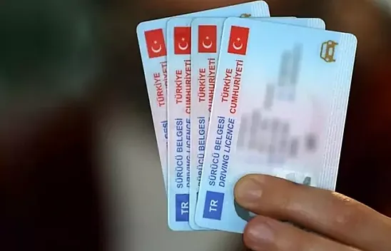 Trafikte Yeni Dönem Başlıyor: Milyonlarca Sürücüyi İlgilendiren Radikal Değişiklik Geliyor!