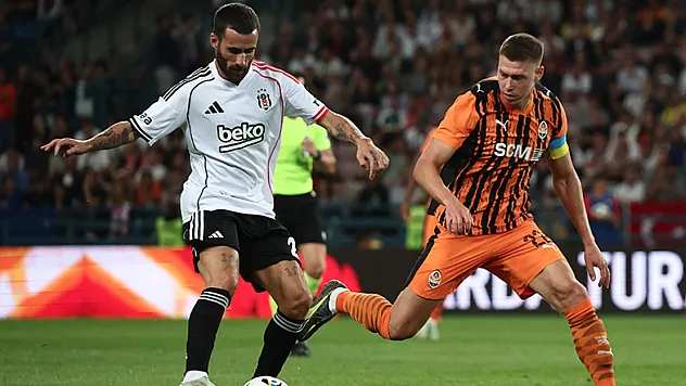 Beşiktaş, Arda Turan'ın Shakhtar Donetsk'ine elendi: Avrupa Ligi'ne veda