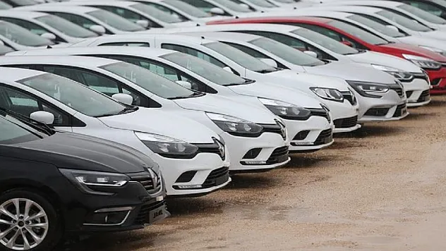 Gümrükte kalan araçlar ucuza satışa çıktı!
