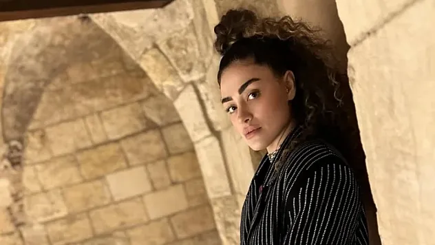 İbrahim Tatlısesin' kızı Dilan Çıtak gözaltına alındı