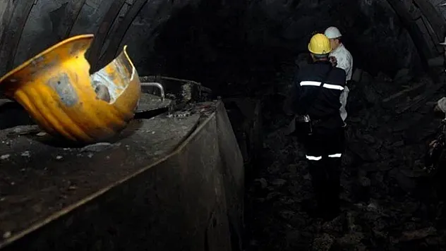 Madencilerin grevi 60 gün ertelendi! Gerekçe: 'Milli güvenliği bozucu'