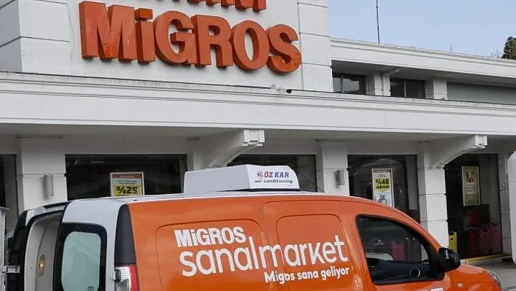Migros yeni hafta itibari ile pek çok ürüne dev indirimler uyguladı: Tuvalet kâğıdı, ayçiçek yağı, şeker ve kırmızı et fiyatları dibe çekildi!