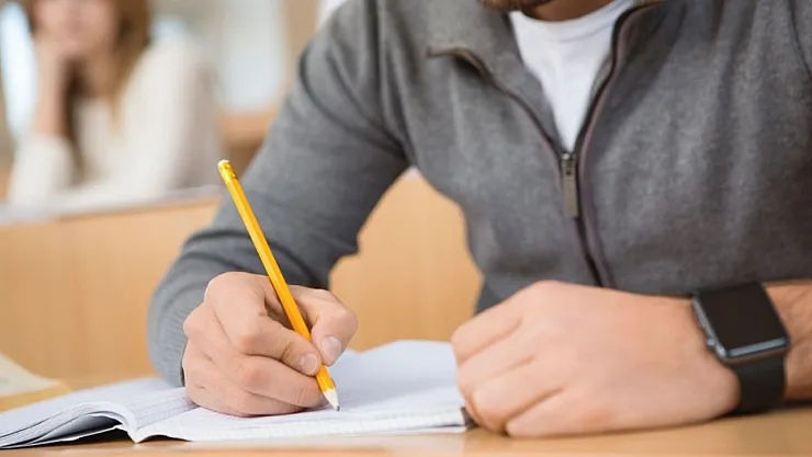 2022 KPSS DHBT başvuruları sona eriyor! İşte başvuru ücreti ve şartları