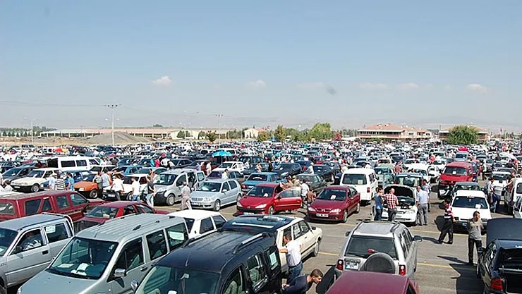 Sıfır ve ikinci el arabada adres belli oldu! Ticaret Bakanlığı'ndan 100 bin TL altında araç satışı başladı