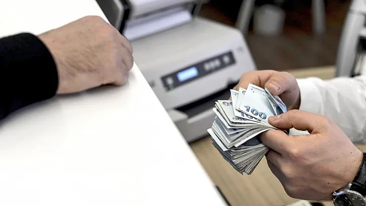 Banka kredi faizleri düşüyor! O isim açıkladı!