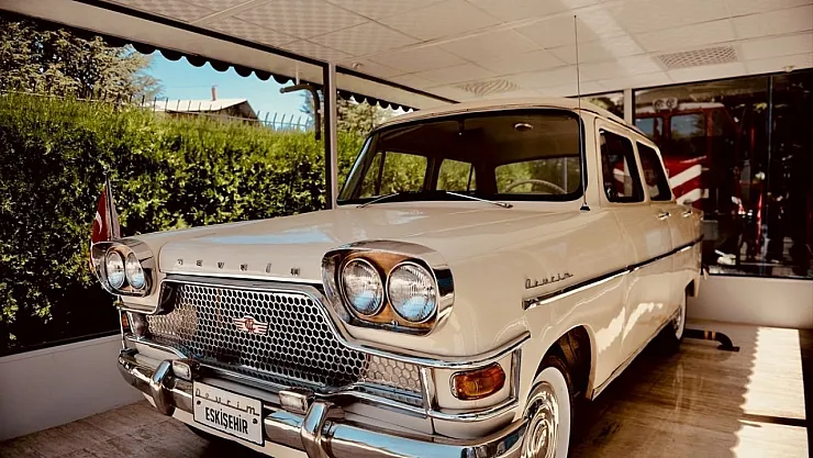 Devrim arabaları kaç yılında üretildi, neden devam etmedi?