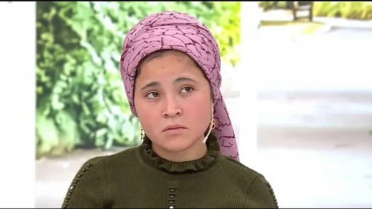 4 Çocuğunu bırakıp 15 yaşındaki Şahin'e kaçmıştı! Stüdyoya öyle biri geldi ki gözyaşları sel oldu!