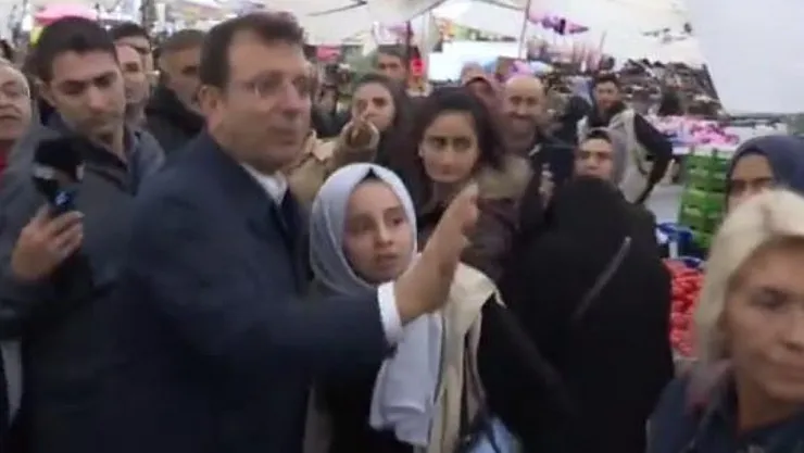İmamoğlu pazar yeri ziyaretinde şiddet görüyorum diyen kadına yardım etti!