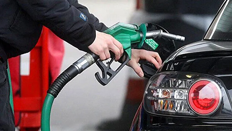 Motorine o günden sonra 69 kuruş indirim gelecek! 5 Aralık 2022 güncel akaryakıt fiyat listesi