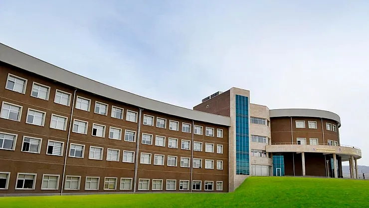 YÖK çağrıda bulundu! Vekaleten dekan dönemi sona eriyor