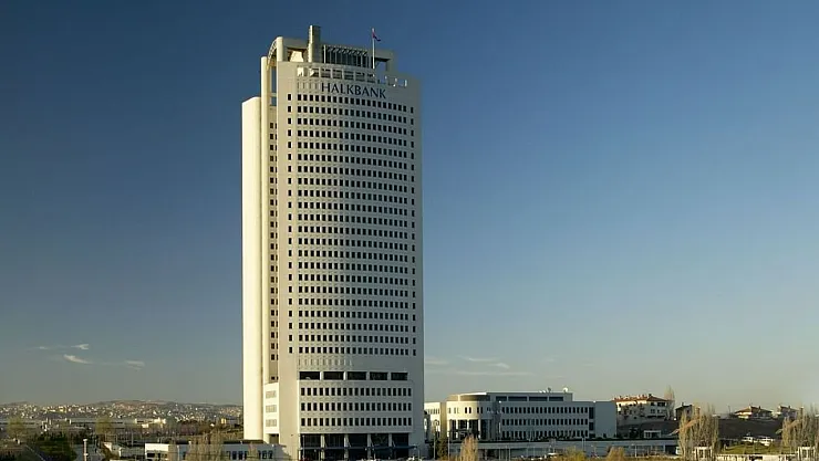 Halkbank'tan özel sektör çalışanları için 100 bin lira kredi kampanyası