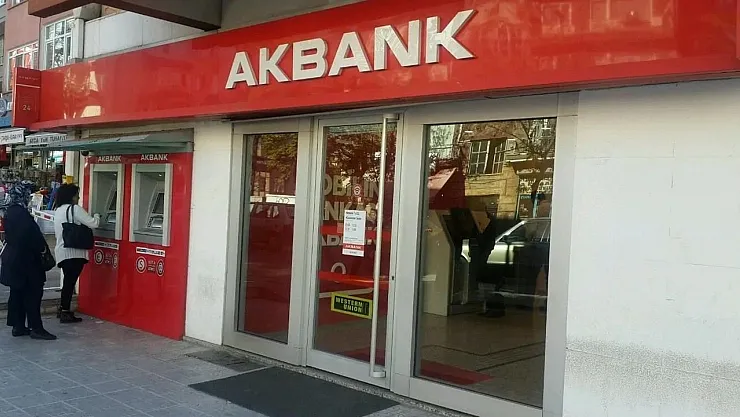 Şubeye gitmeden ihtiyaçlarınız cebinizde! Akbank düşük faizli 15 bin TL ihtiyaç kredisini duyurdu!