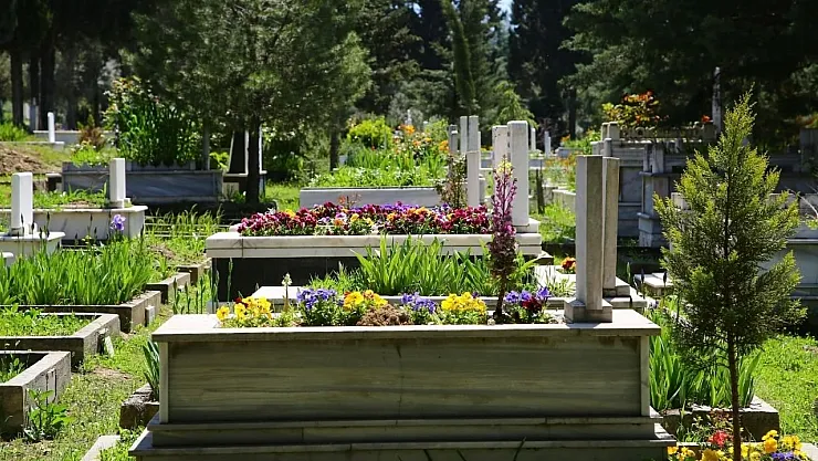 Ölümün de maliyeti arttı! 2023 mezarlık fiyatları 45 bin TL'yi buldu!