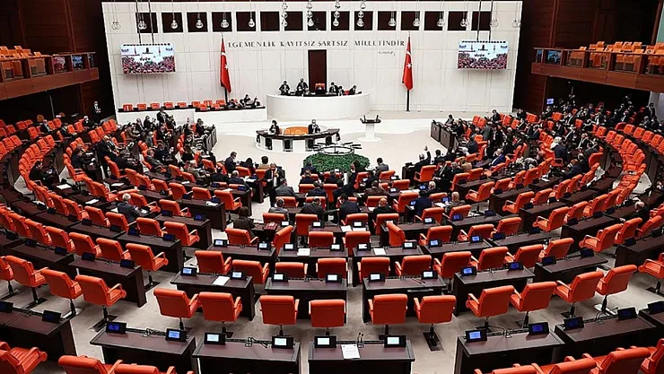 Son dakika! 2023 yılı Bütçe Kanun Teklifi Meclis'te kabul edildi!
