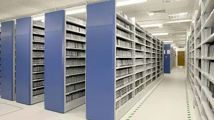 Arşiv uzmanı nedir, ne iş yapar, hangi alanlarda çalışır, ne kadar maaş alır?