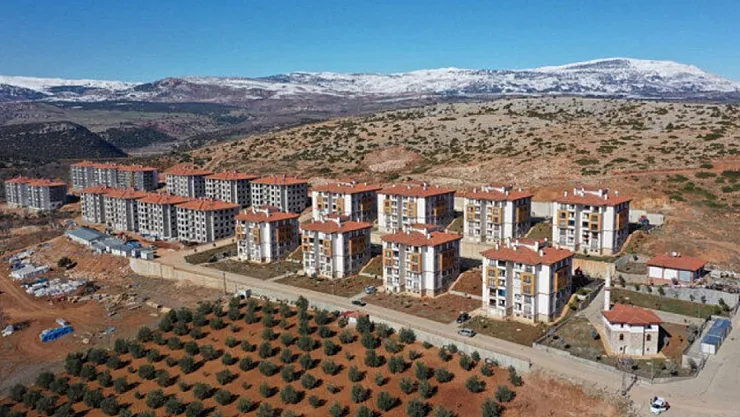 2025 sonuna kadar 453 bin konut ve iş yeri teslim edilecek