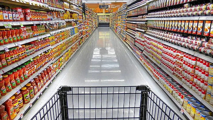 Asgari ücret artmadan başka şeyler arttı bile! Yılbaşı zammı market raflarına yansıdı!