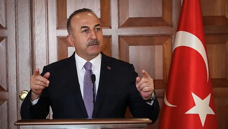 Mevlüt Çavuşoğlu'ndan Yunanistan'a: Sahte kahramanlık macerasının sonu kötü olacak