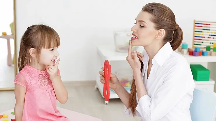 Dil ve konuşma terapisti nedir, ne iş yapar? 2023 maaşları ne kadar?