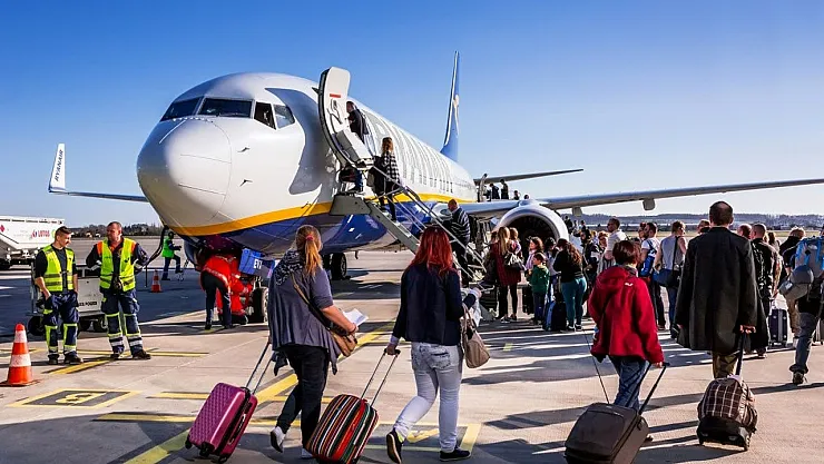 Depremden etkilenen illerdeki uçuşlar ile ilgili THY'den açıklama! Hatay Havalimanı uçuşa kapatıldı