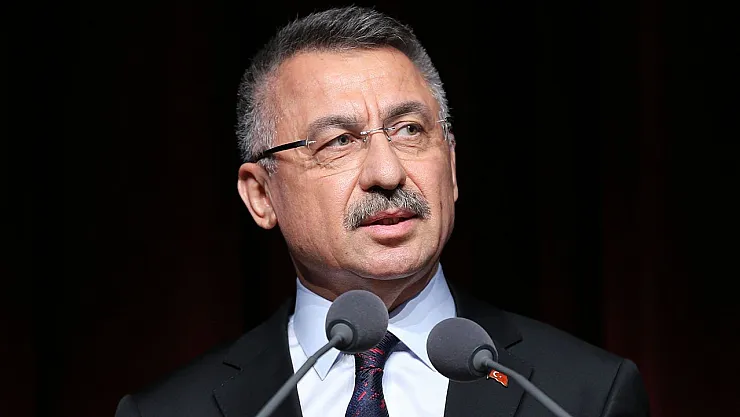 Cumhurbaşkanı Yardımcısı Fuat Oktay, deprem bölgesindeki arama-kurtarma çalışmaları hakkında bilgi!