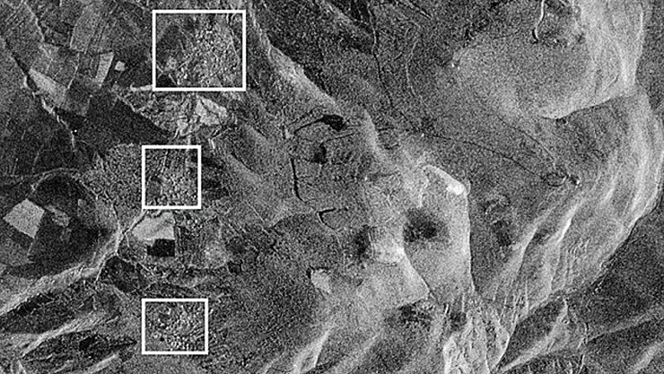 Depremin verdiği hasar uzaydan bile görüntülendi!