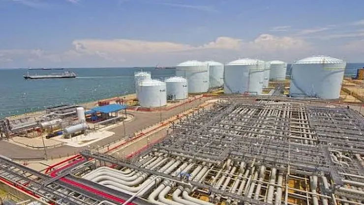 Petrol Fiyatları Yükselen ABD ve AB Stoklarıyla Düşmeye Devam Ediyor