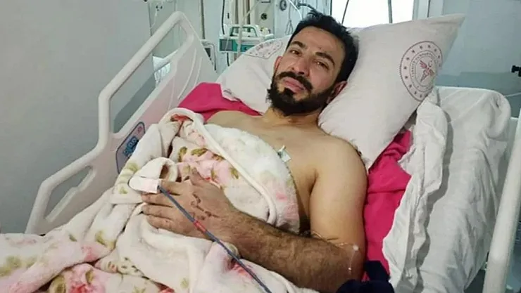 Onca mesaj arasından beklemediği ulaşmış ve hayatta kalmış! Tam 102 saat enkaz altında beklemiş