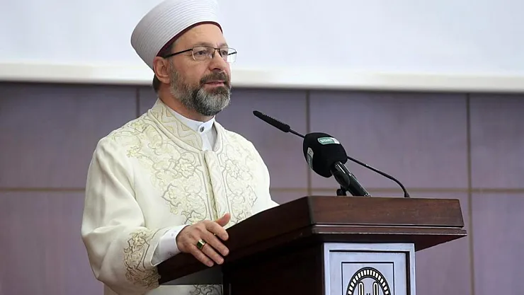 Diyanet İşleri Başkanı Ali Erbaş'tan fitre ve zekat açıklaması! 'Kalıcı konutlar için verebilirler'