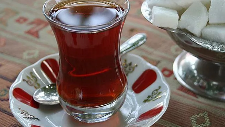 Parası olan o markete akın edecek! Çay ve şeker fiyatlarına seçim öncesi dev indirim yapıldı: Gıda fiyatları dibe çakıldı