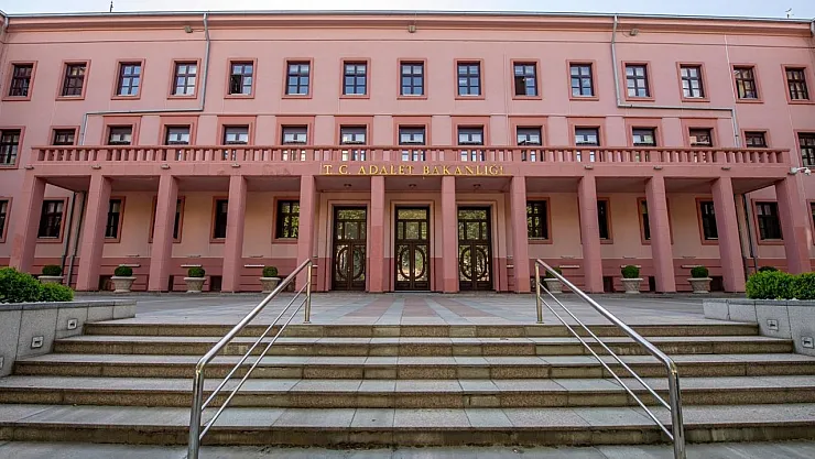 Adalet Bakanlığı personel alım başvuruları tamamlandı! Sonuçlar ne zaman açıklanacak?
